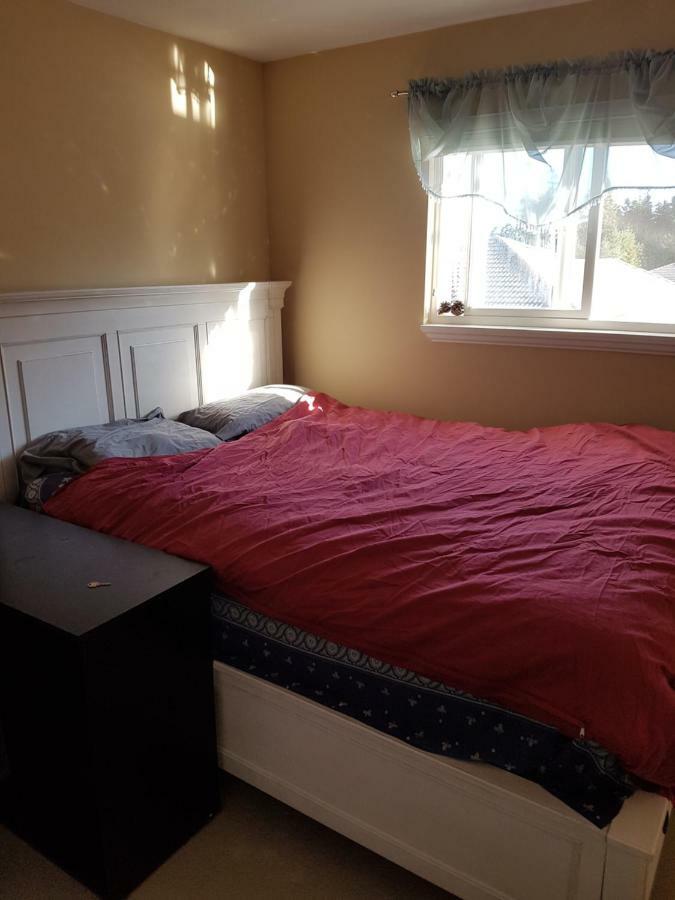 Berkshire Homestay Coquitlam Exterior foto